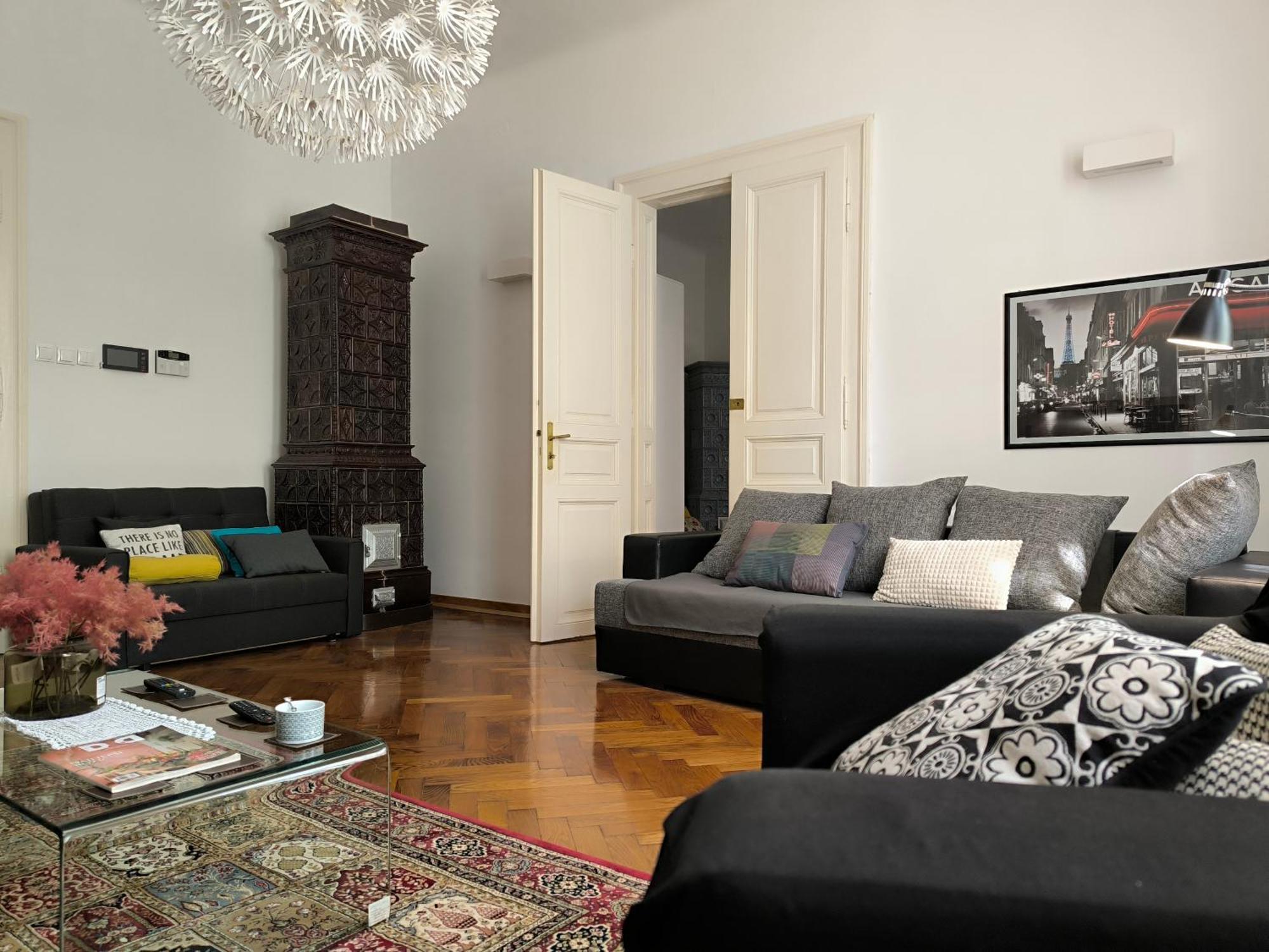 Konzul -Top Apartment, Strict Center, Parking Osijek Exteriör bild
